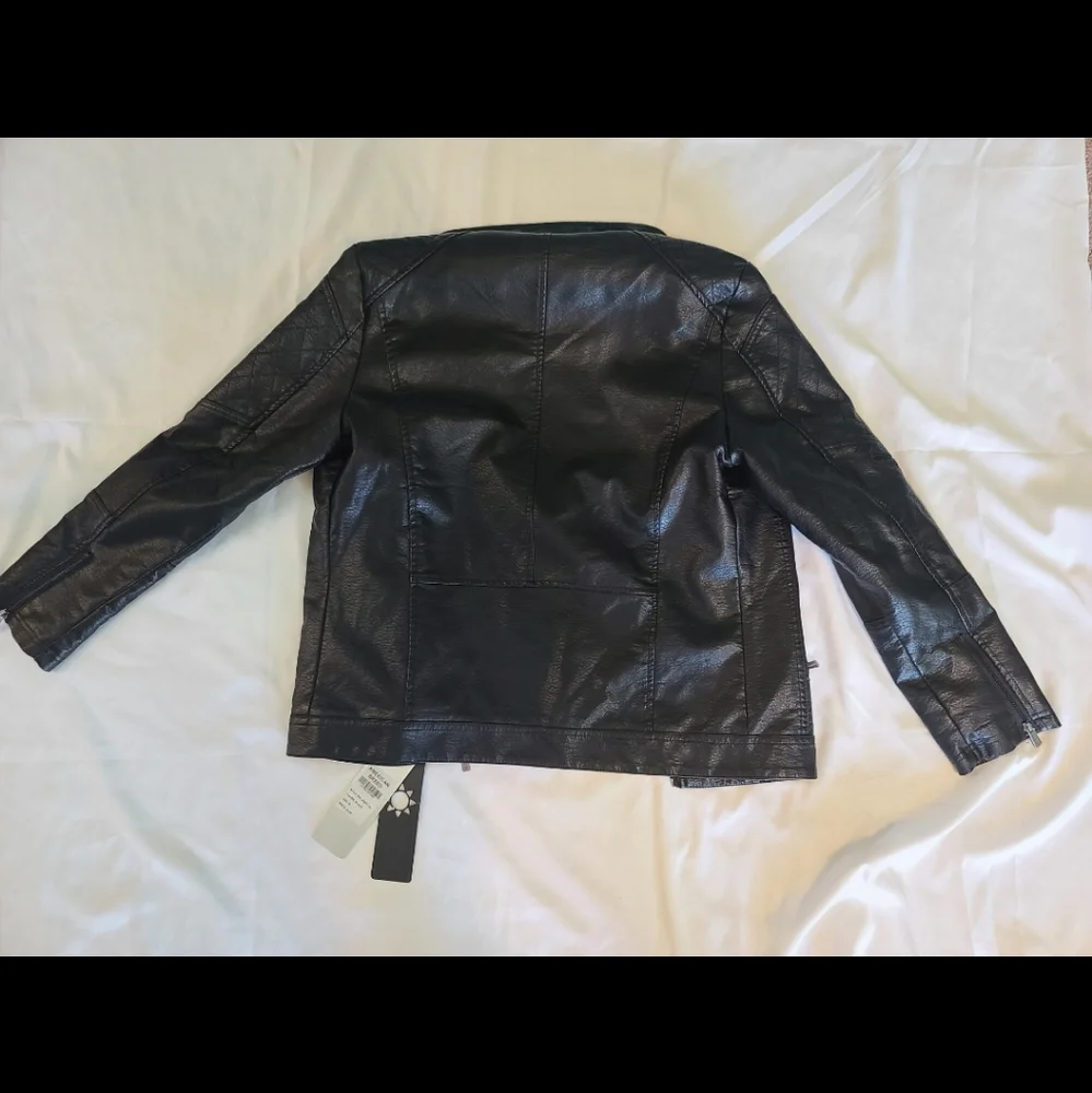 Jacket - Picture 11 of 12